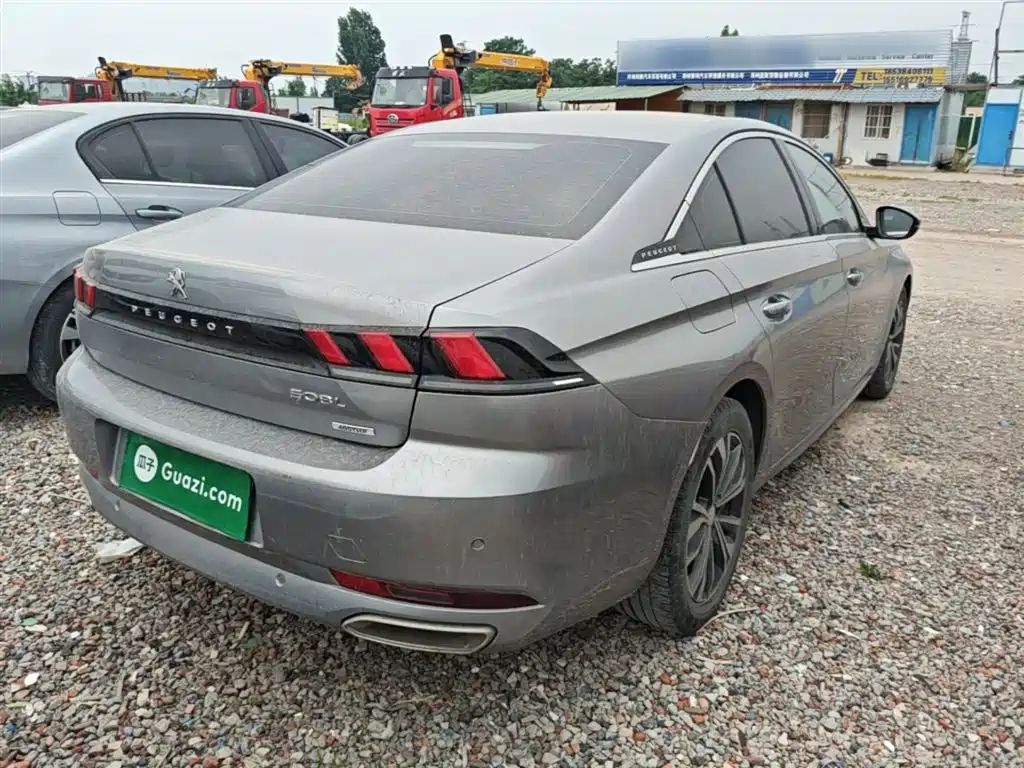 PEUGEOT 508