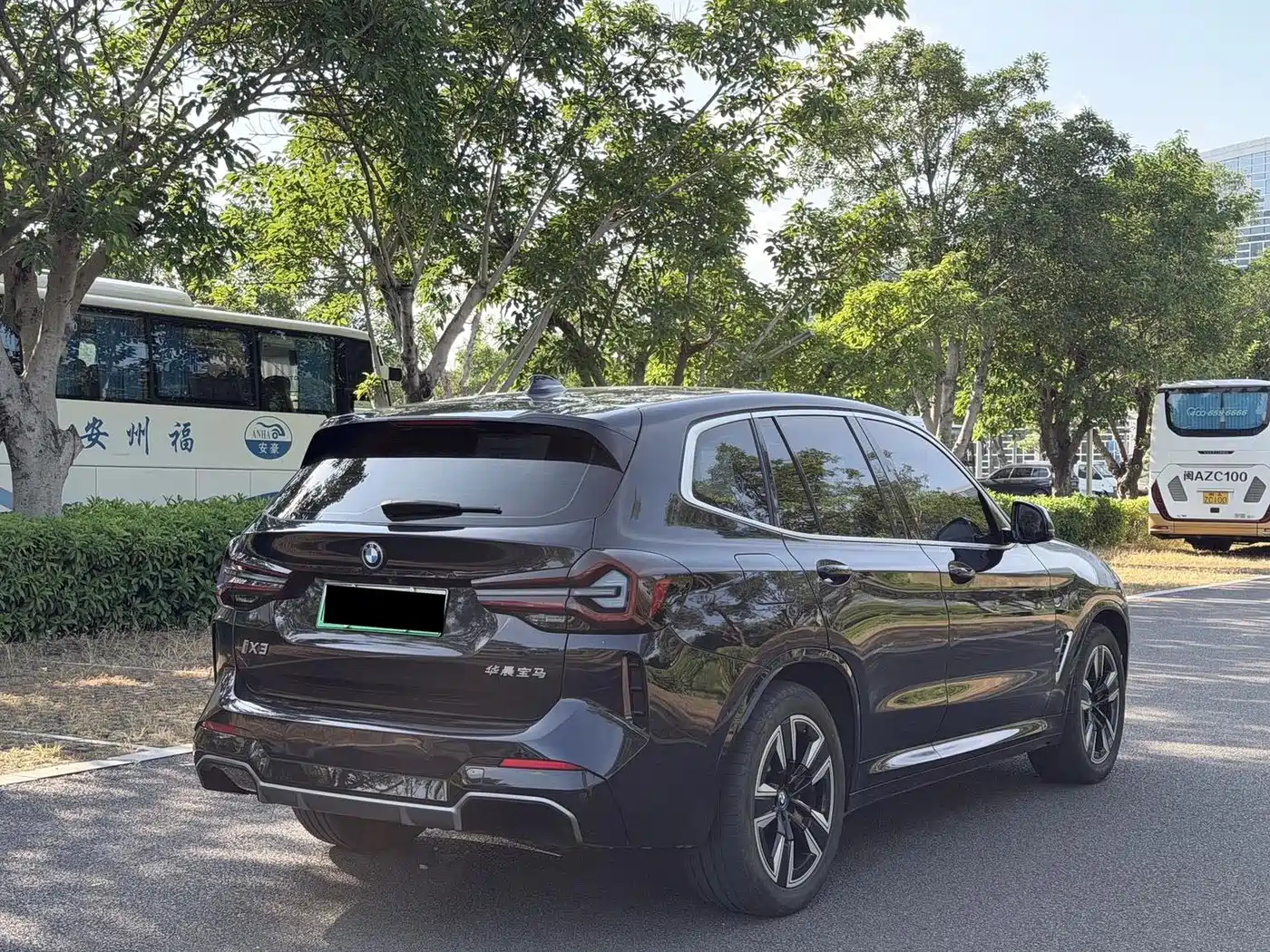 Фото 6 - BMW iX3