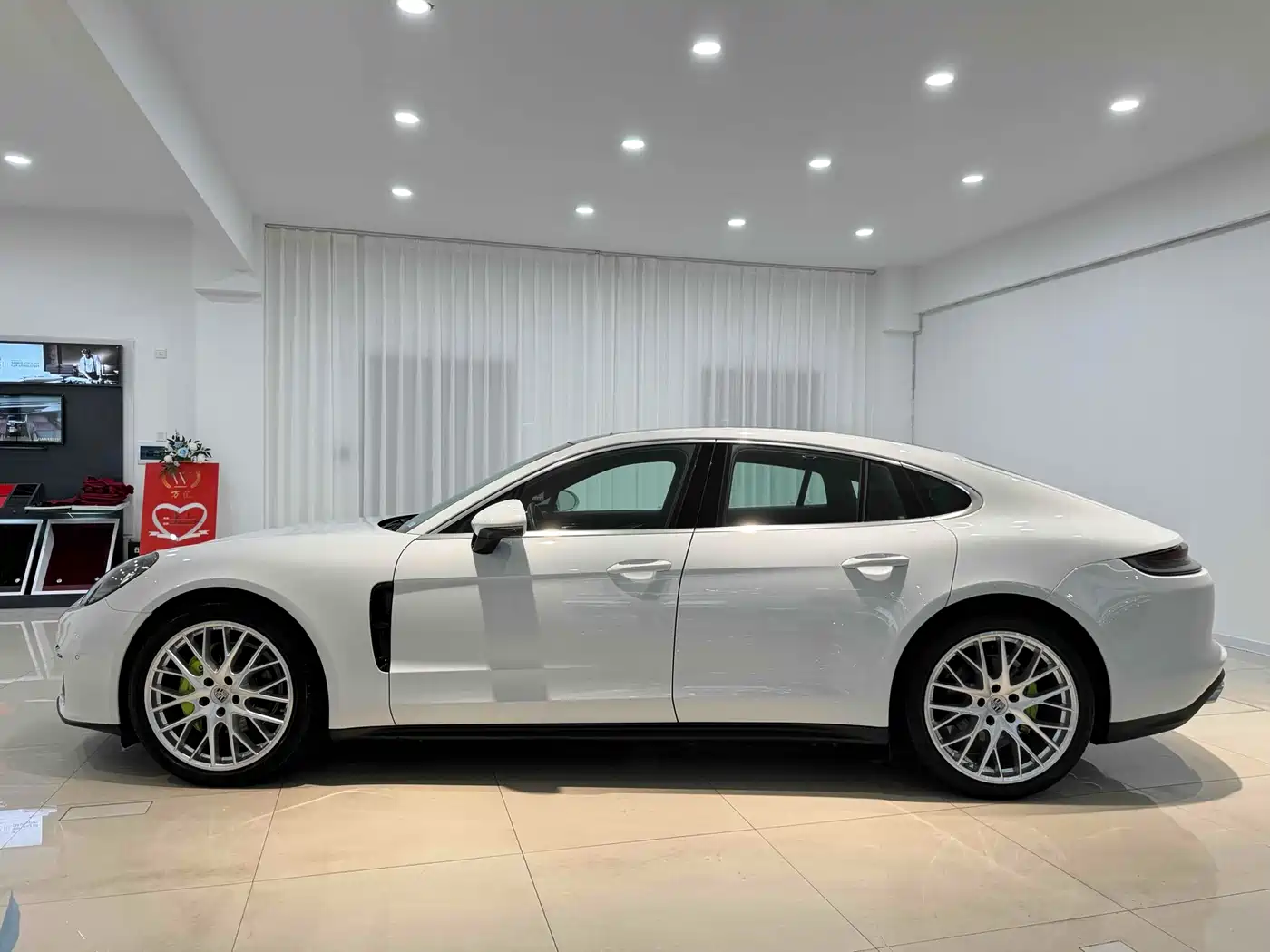 Porsche Panamera 2021 Model Panamera 2.9T фото 4