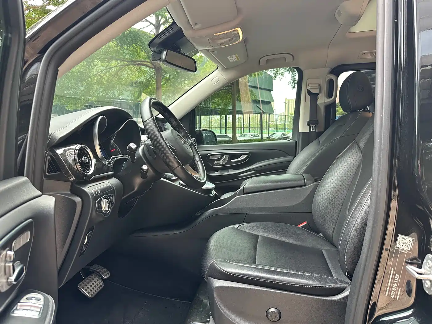 Mercedes-Benz V-Class 2020 Model V 260 L Long Wheelbase Luxury фото 7