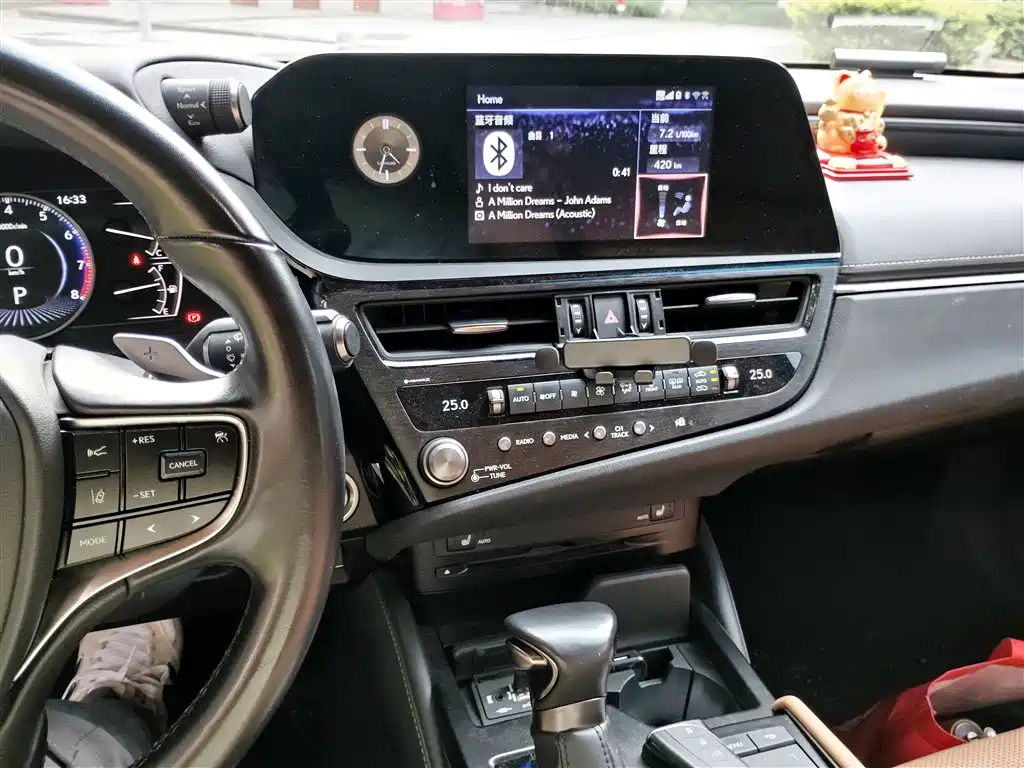 Lexus ES 2021 200 Excellence Edition фото 10