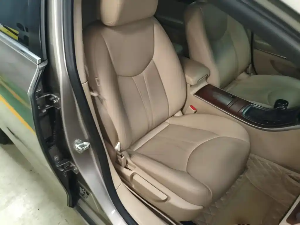 Roewe 950 2017 2012 2.0L Comfort Edition