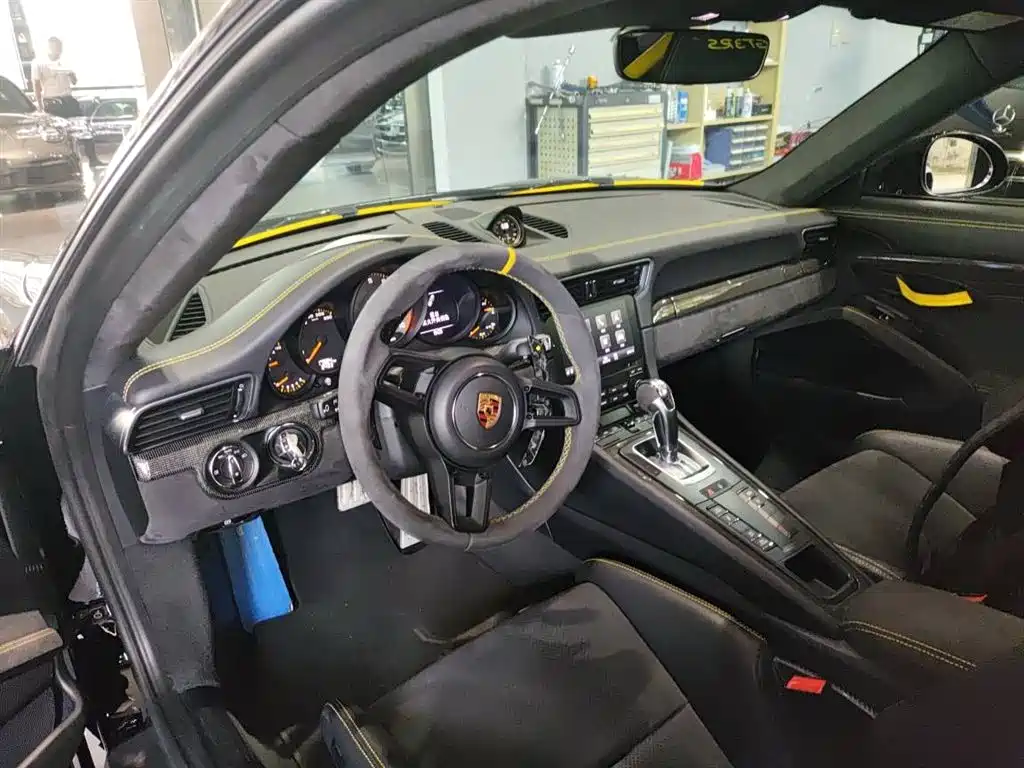 Porsche 911 2018 GT3 RS 4.0L фото 6
