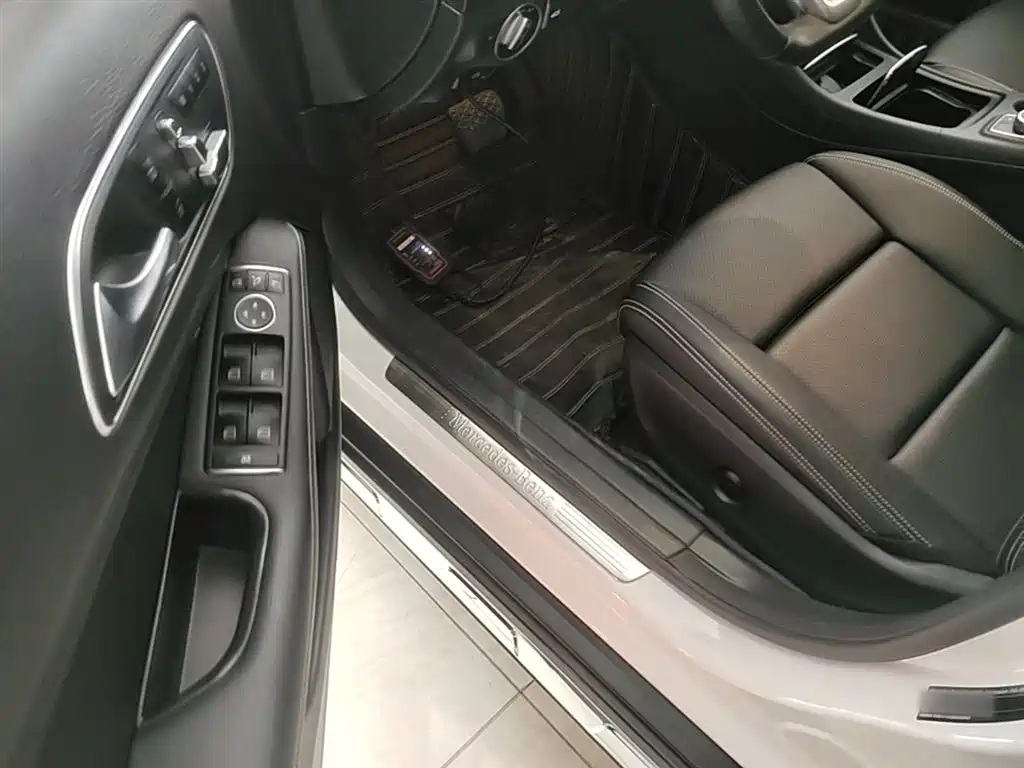 Mercedes-Benz GLA 2019 GLA 200 Fashion фото 16