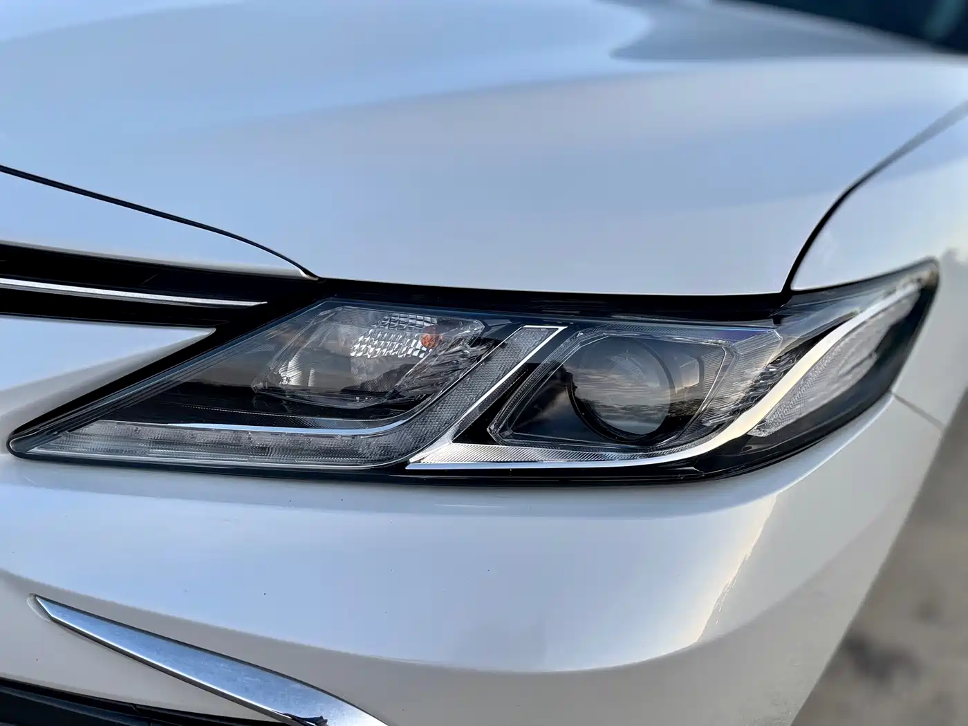 Toyota Camry 2021 Hybrid 2.5HGVP Leading Edition фото 7