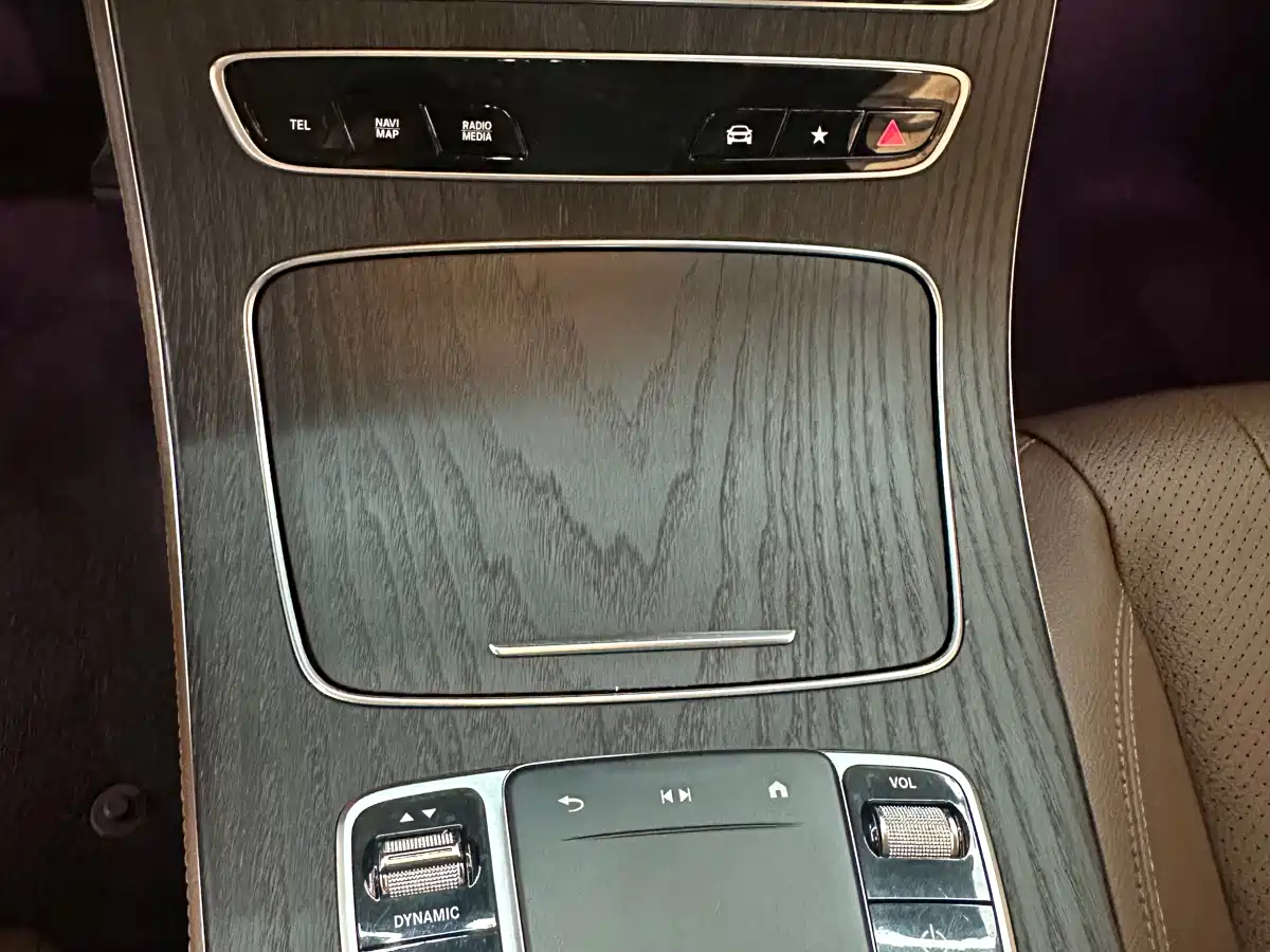 Mercedes-Benz E-Class 2022 Facelift III E 300 L Luxury фото 16