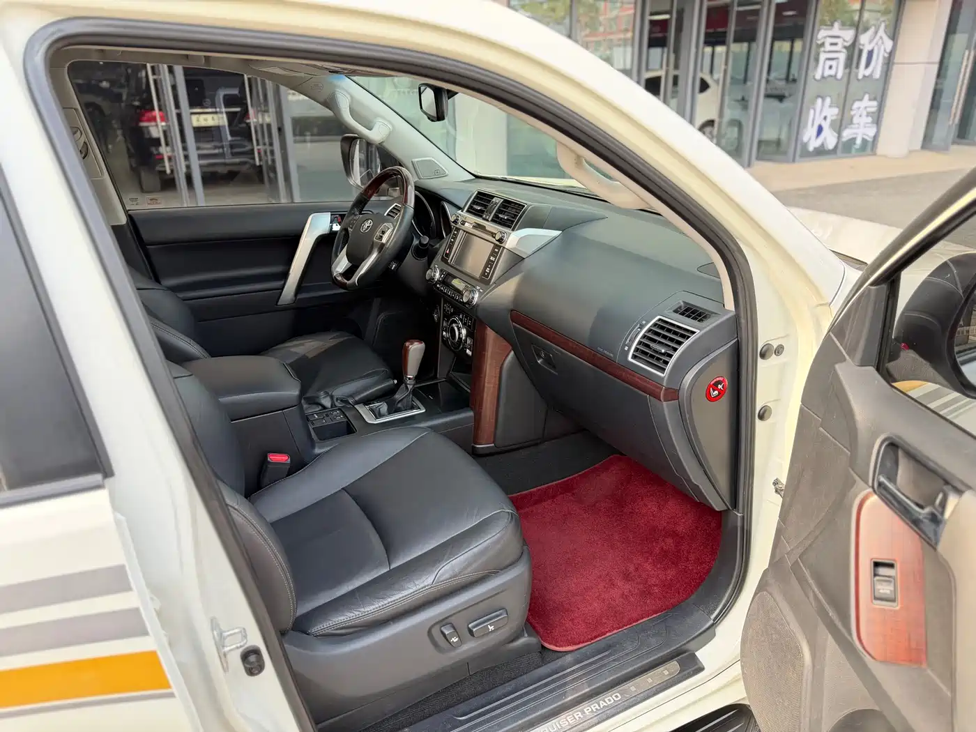 Toyota Prado 2016 3.5L Auto VX NAVI фото 9