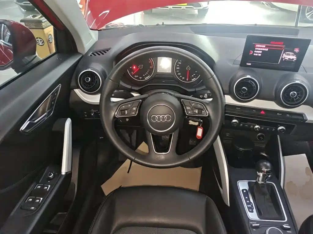 Audi Q2L 2019 2018 35 TFSI Fashion Elegance China VI