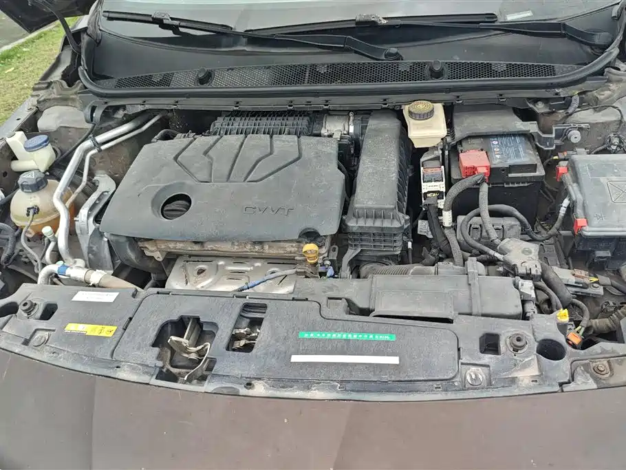 Peugeot 408 2018 1.8L Manual Leading Edition фото 10