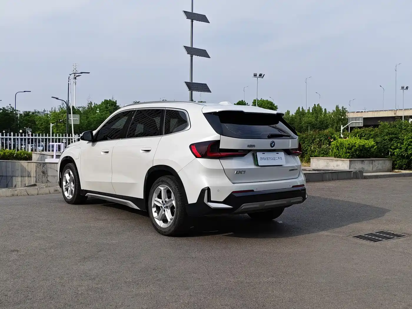 BMW iX1 2023 eDrive25L X Design Package фото 7