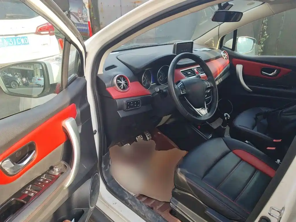 Haval H1 2015 2015 1.5L Manual Luxury