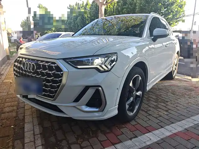 Audi Q3 2024 35 TFSI Fashion Sport