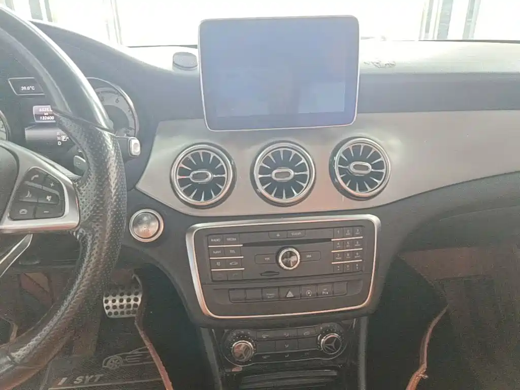 Фото 13 - Mercedes-Benz CLA (Import)