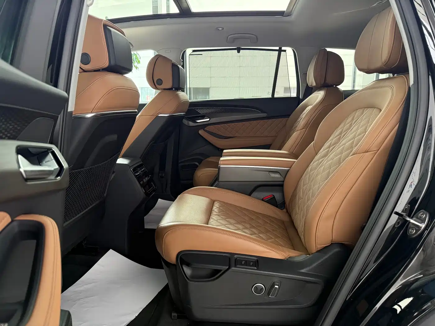 Audi Q6 2025 2024 45 TFSI quattro Qi Yun Yu Lin Package 6-seater