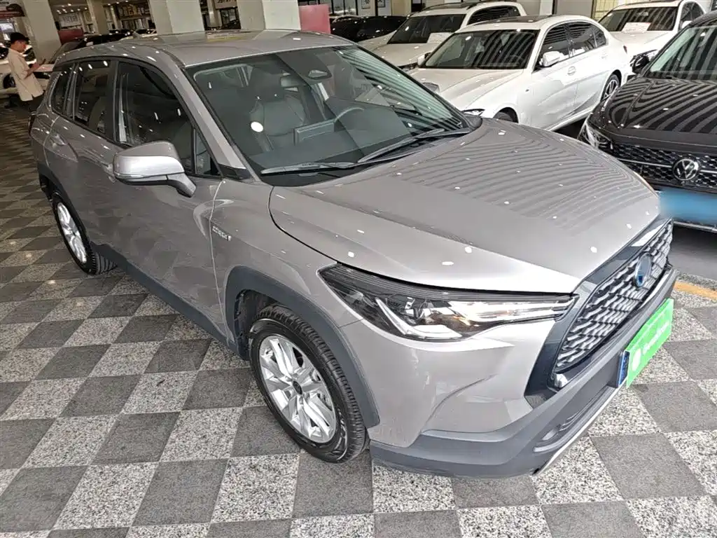 Toyota Corolla Cross 2023 Hybrid 2.0L Pioneer Edition фото 4