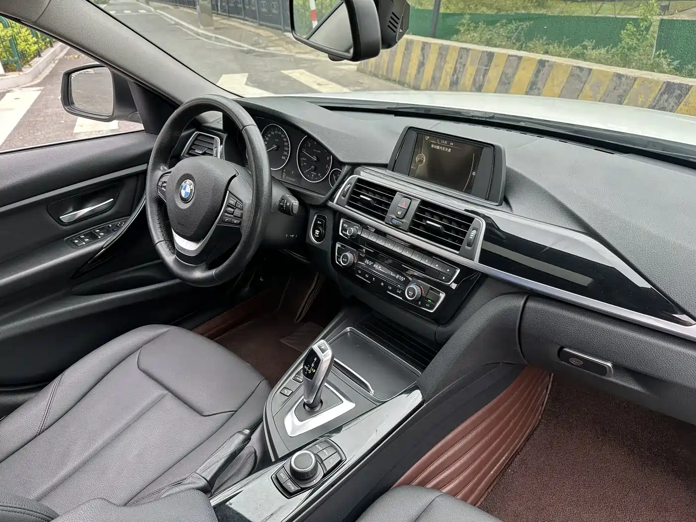 BMW 3 Series 2017 320Li Fashion фото 14