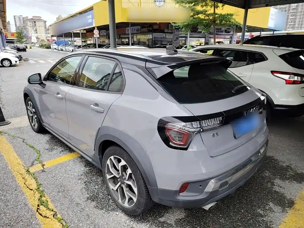 Lynk & Co 02 2018 1.5T DCT 2WD Power Edition China V фото 5