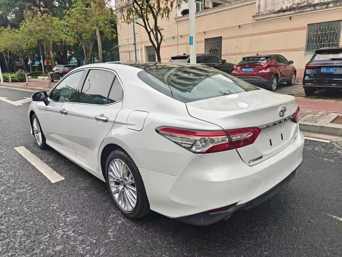 Toyota Camry 2019 2.5G Luxury Edition China VI фото 4