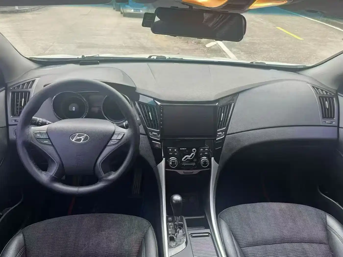 Hyundai Sonata 2012 2011 2.0L Auto Premium Edition