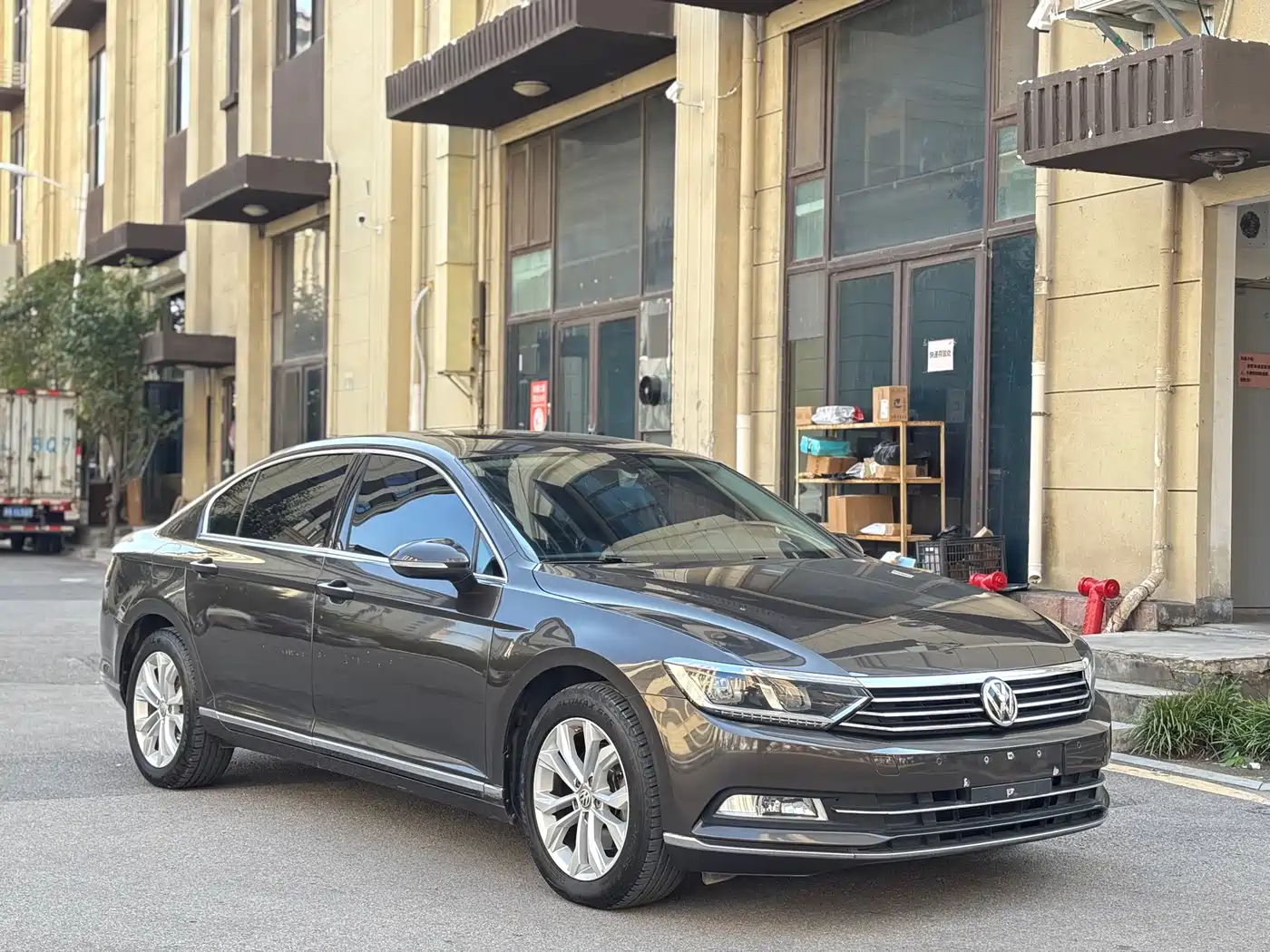 Volkswagen Magotan 2017 330TSI DSG Luxury фото 3