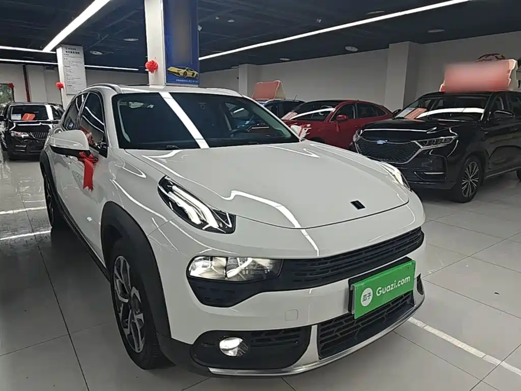 Lynk & Co 02 2018 1.5T DCT 2WD Power Edition China V фото 4