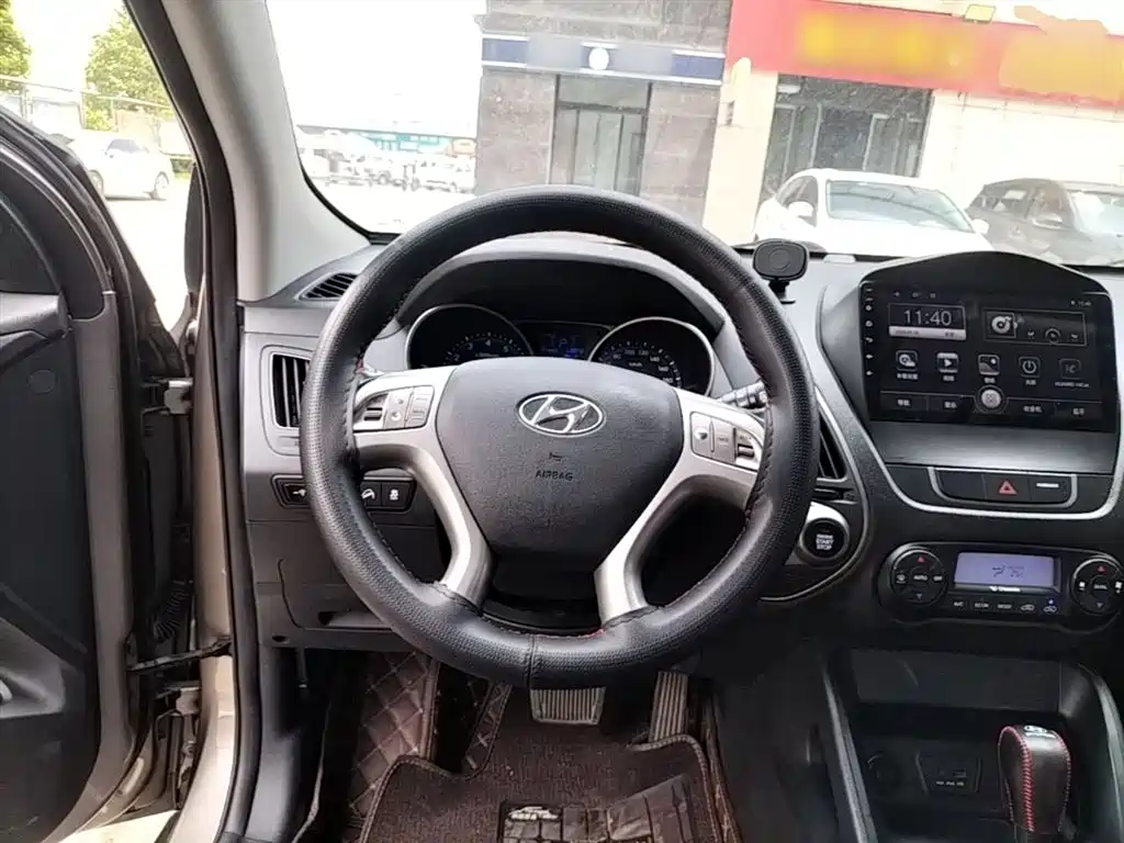 Hyundai Beijing Hyundai ix35 2013 2.0L Auto 2WD Smart GLS China IV фото 11