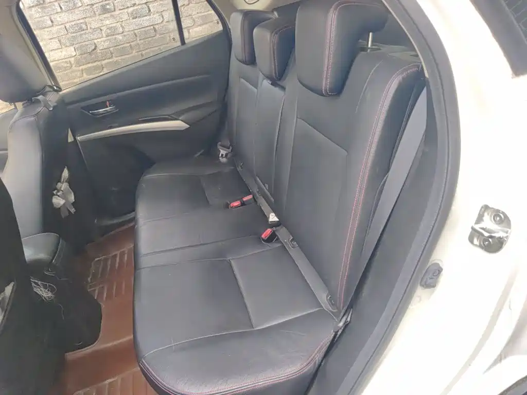 Suzuki SX4 S-Cross 2015 2015 1.6L CVT 2WD Elite
