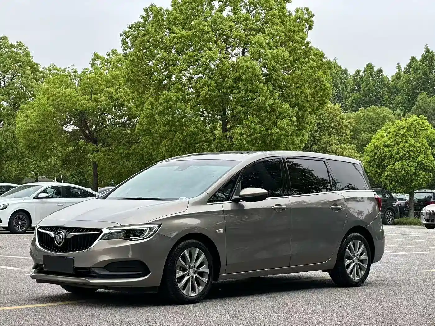 Buick GL6 2019 18T 6-seat Connected Luxury China VI