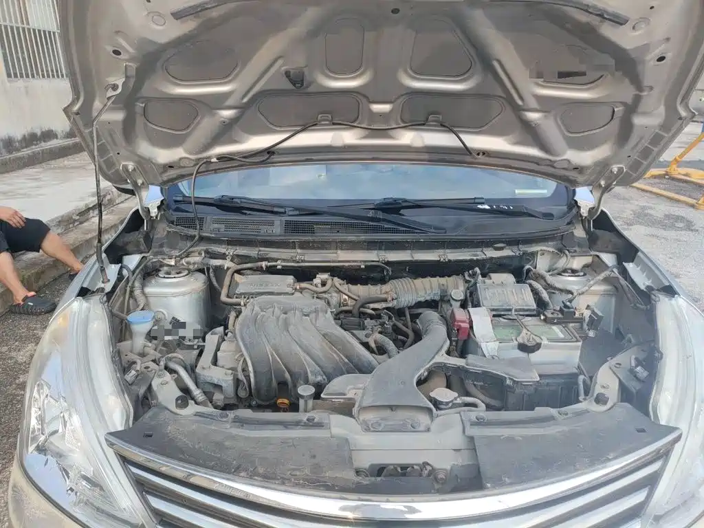 Nissan Livina 2015 2015 1.6XE Manual Comfort Edition