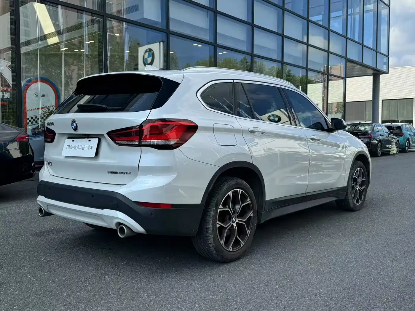 BMW X1 2020 sDrive25Li Leading Model фото 8