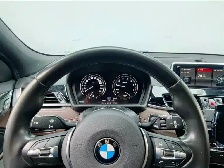 Фото 12 - BMW X2