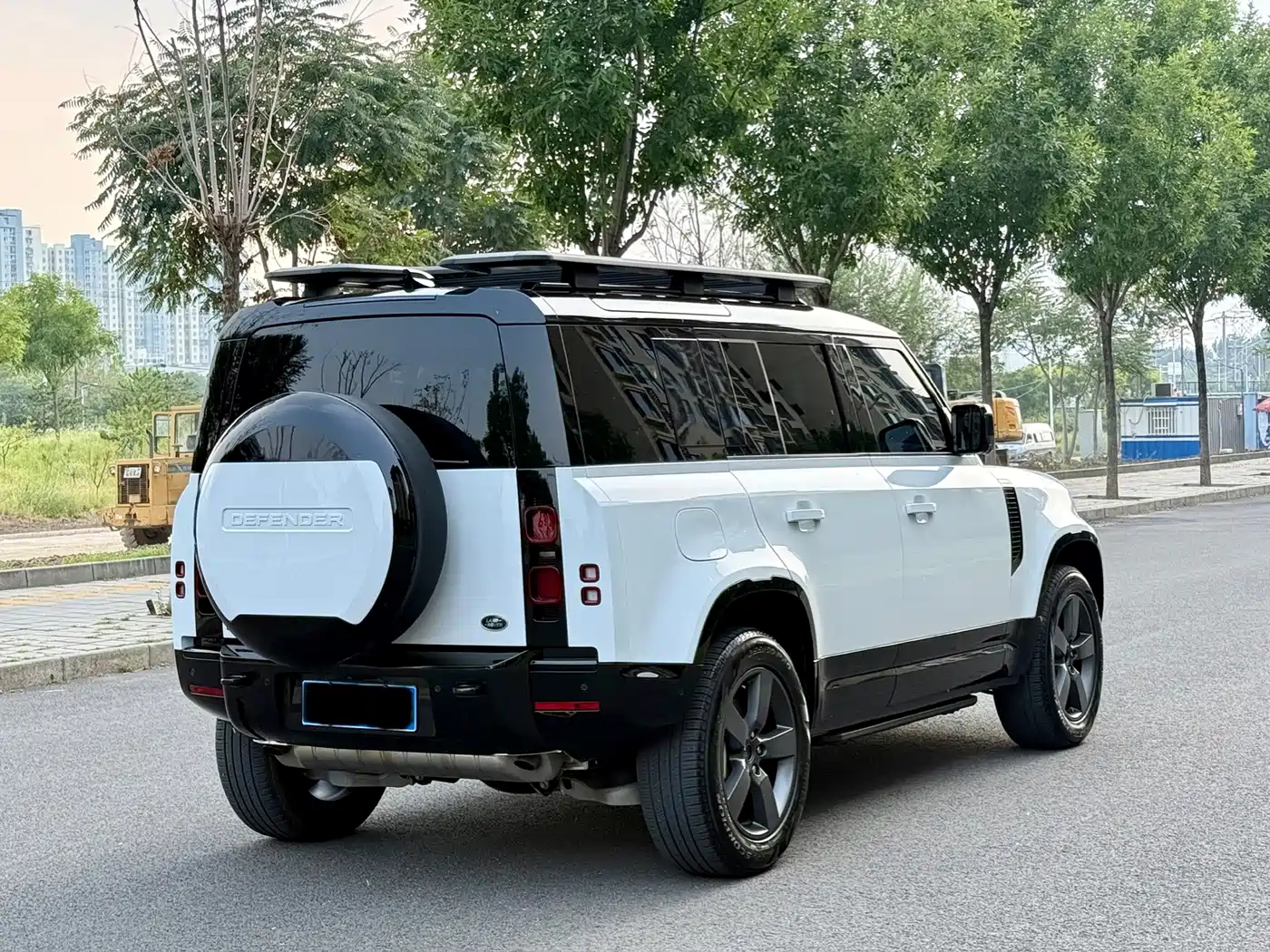 Land Rover Defender 2025 2025 110 3.0T P400 -Dynamic HSE