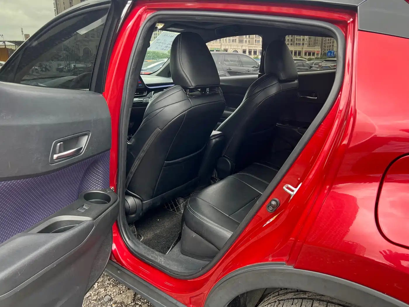 Toyota C-HR 2018 Model 2.0L Luxury Sunroof Version China V фото 9