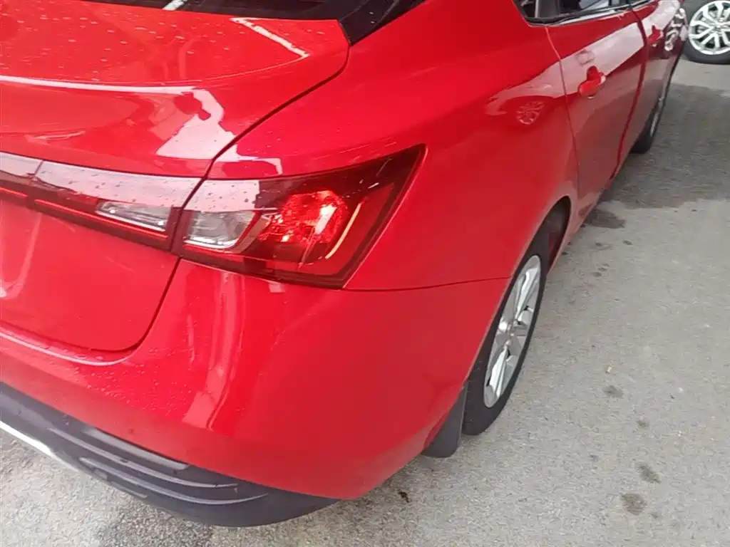 MG GT 2018 2016 Model 1.5L Automatic Premium Luxury Edition