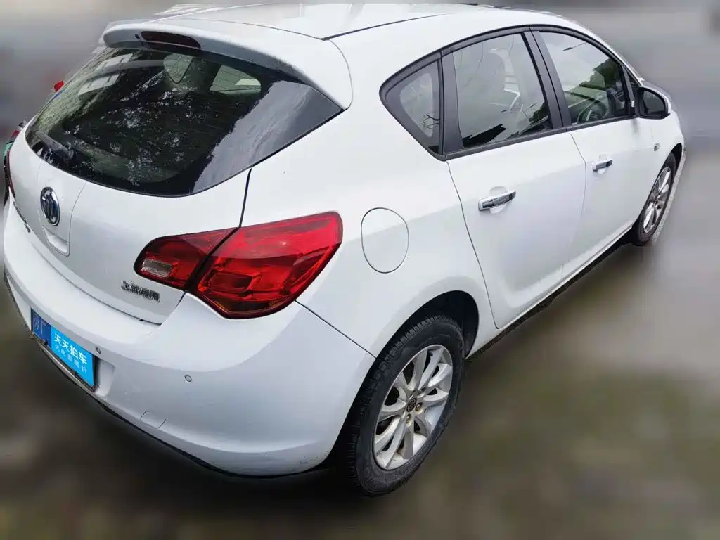 Photo 5 - Buick Excelle