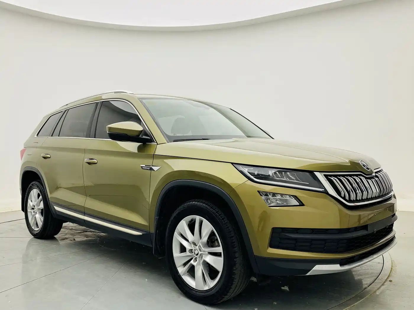 Škoda Kodiaq 2018 Facelift TSI330 7-seat 2WD Premium Luxury Edition фото 3