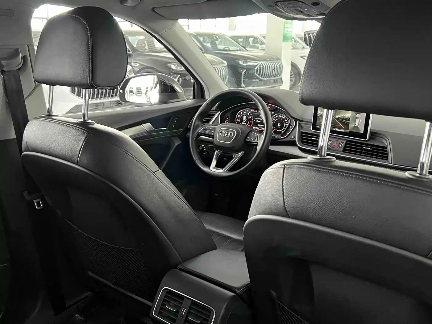 Audi Q5L 2020 45 TFSI Exclusive Fashion фото 22