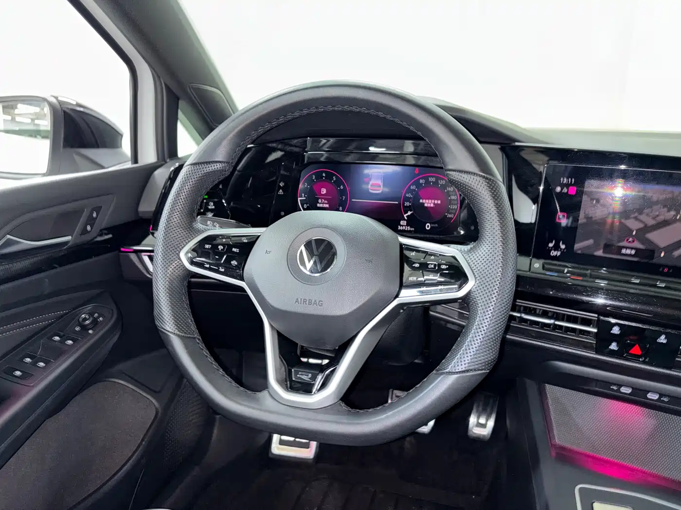 Volkswagen Golf 2021 280TSI DSG R-Line фото 13