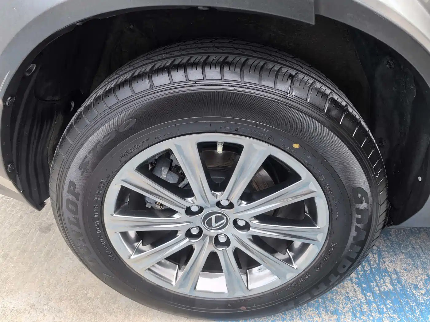 Lexus NX 2020 300h FWD F Sport China V фото 18