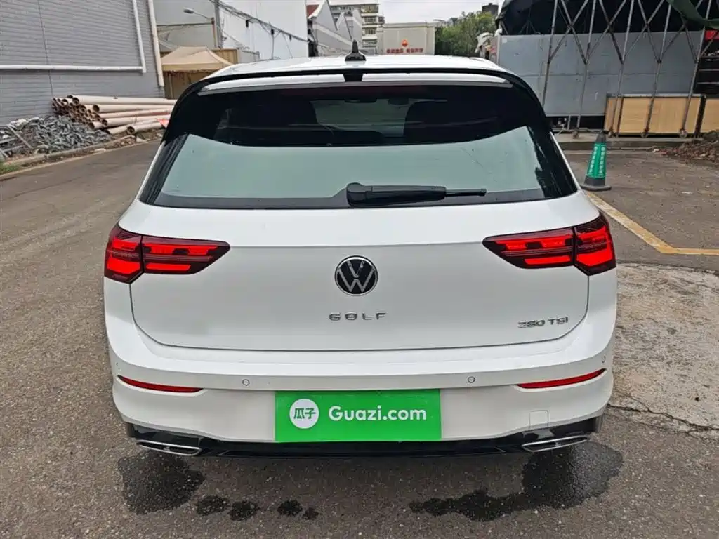 Volkswagen Golf 2021 280TSI DSG R-Line фото 6