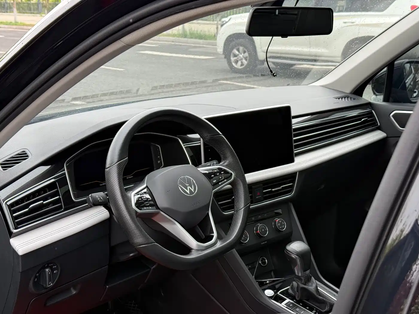 Volkswagen Tiguan L 2023 280TSI 2WD Trend Limited Edition фото 5