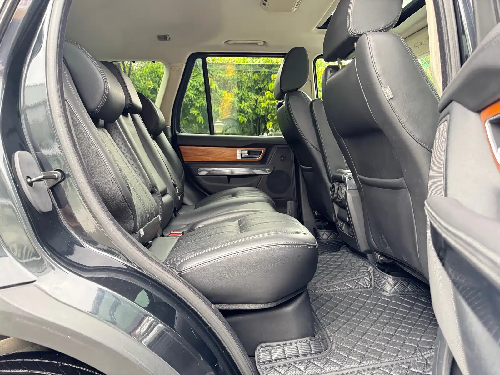 Photo 16 - Land Rover Range Rover Sport