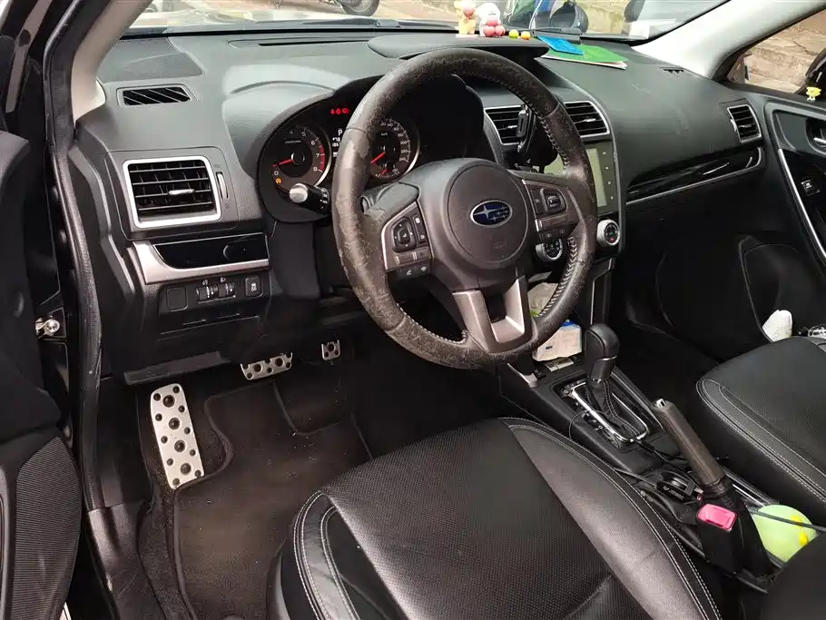 SUBARU FORESTER