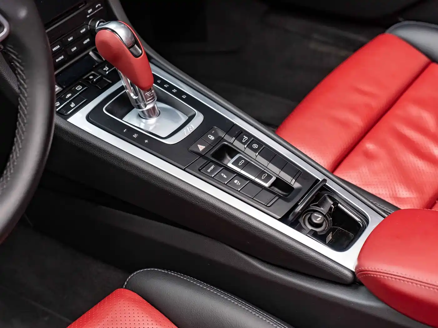 Porsche 718 2016 Boxster 2.0T фото 14
