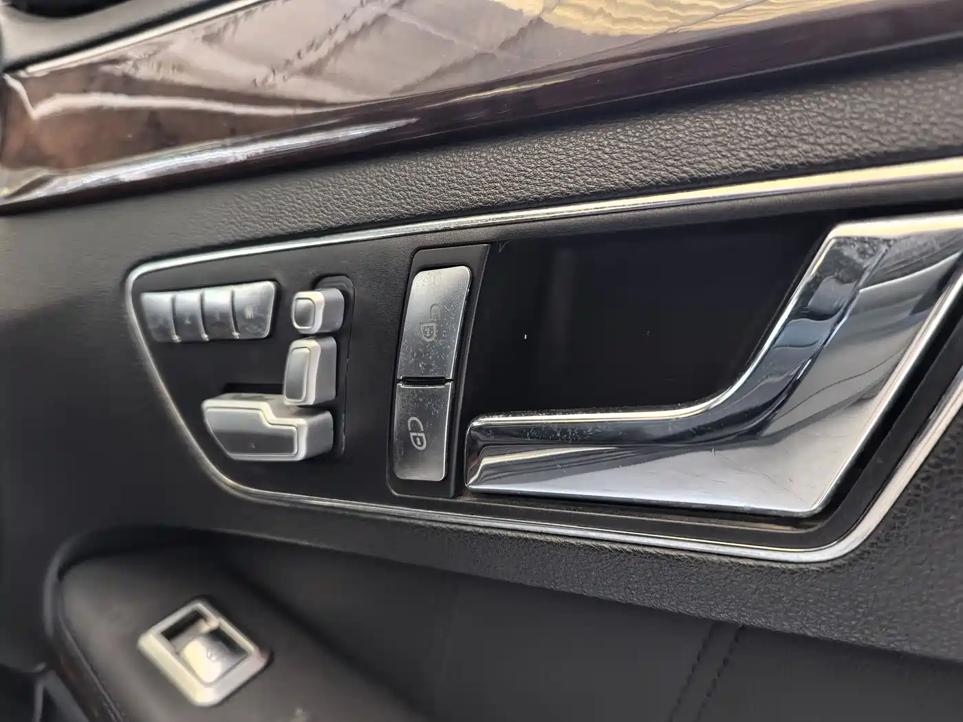 Mercedes-Benz E-Class 2013 E 300 L Fashion Luxury фото 11