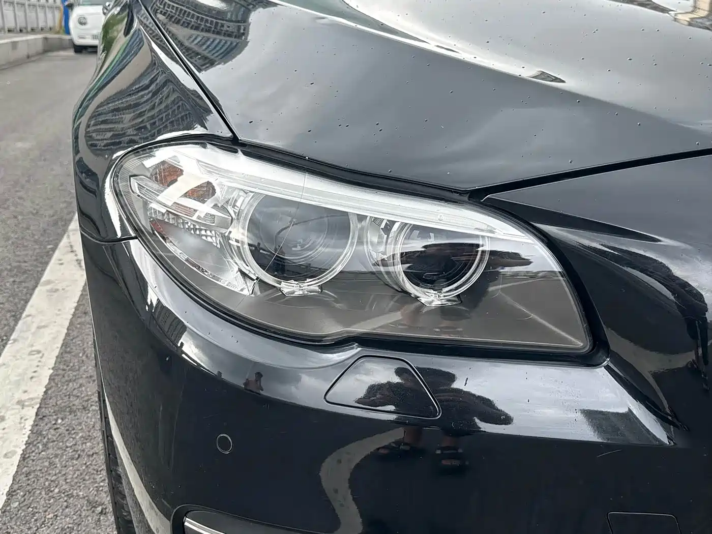 BMW 5 Series 2014 525Li Luxury Design Package фото 10