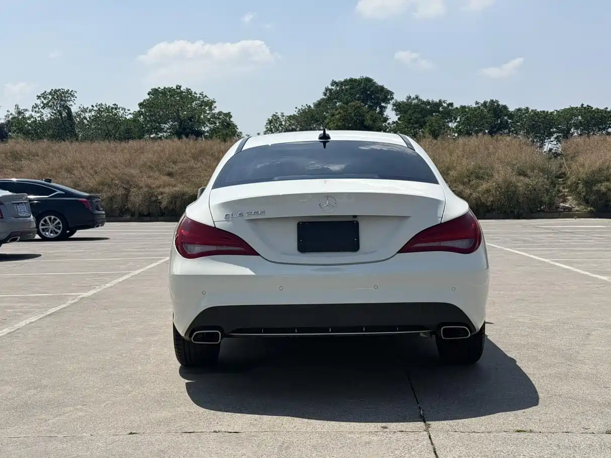 Mercedes-Benz CLA (Import) 2015 CLA 200 фото 15