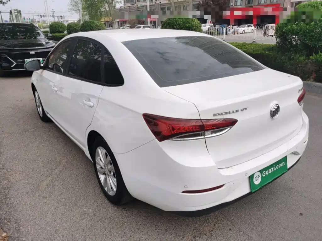 Фото 23 - Buick Excelle