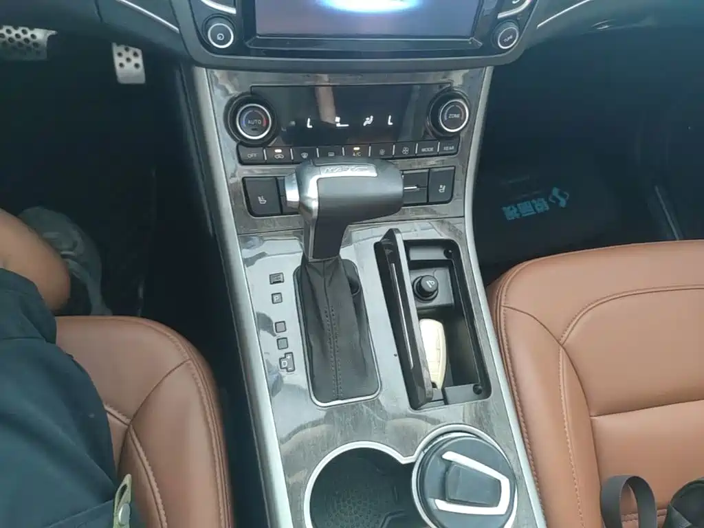 Haval H8 2017 2015 2.0T AWD Elite