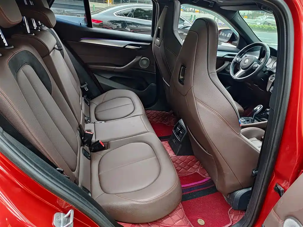 BMW X2 2021 Facelift sDrive25i Shadow Night Edition фото 11